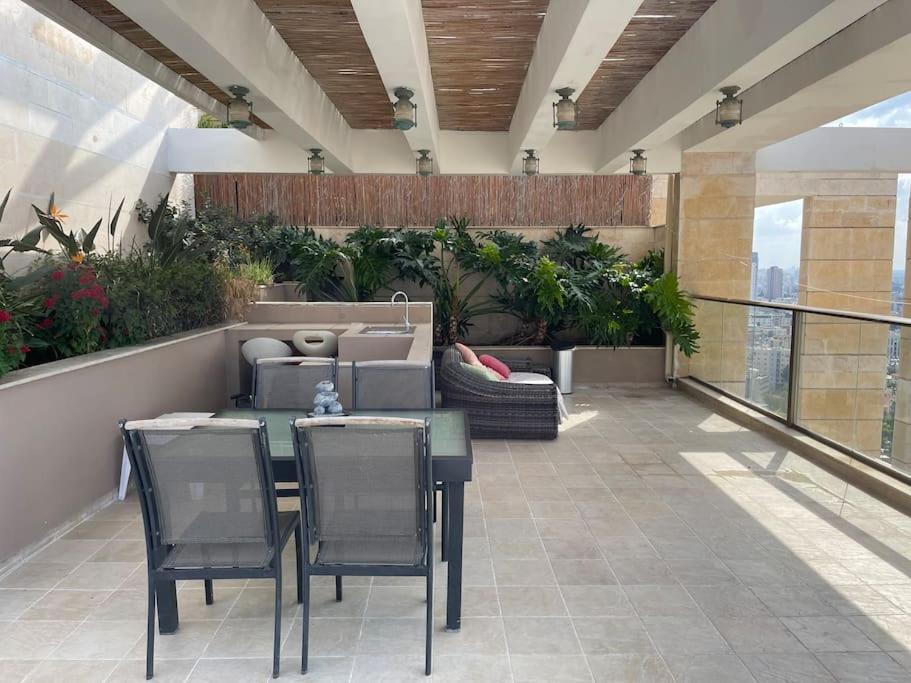 Beautiful Penthouse W/Amazing View, Prime Location Διαμέρισμα Ραμάτ Γκαν Εξωτερικό φωτογραφία