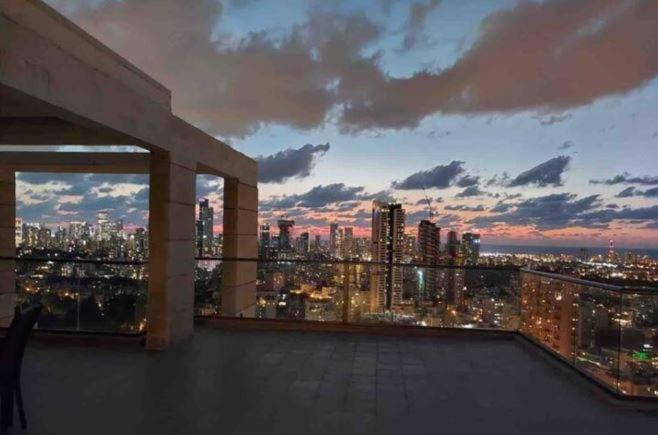 Beautiful Penthouse W/Amazing View, Prime Location Διαμέρισμα Ραμάτ Γκαν Εξωτερικό φωτογραφία