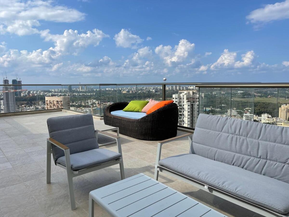 Beautiful Penthouse W/Amazing View, Prime Location Διαμέρισμα Ραμάτ Γκαν Εξωτερικό φωτογραφία