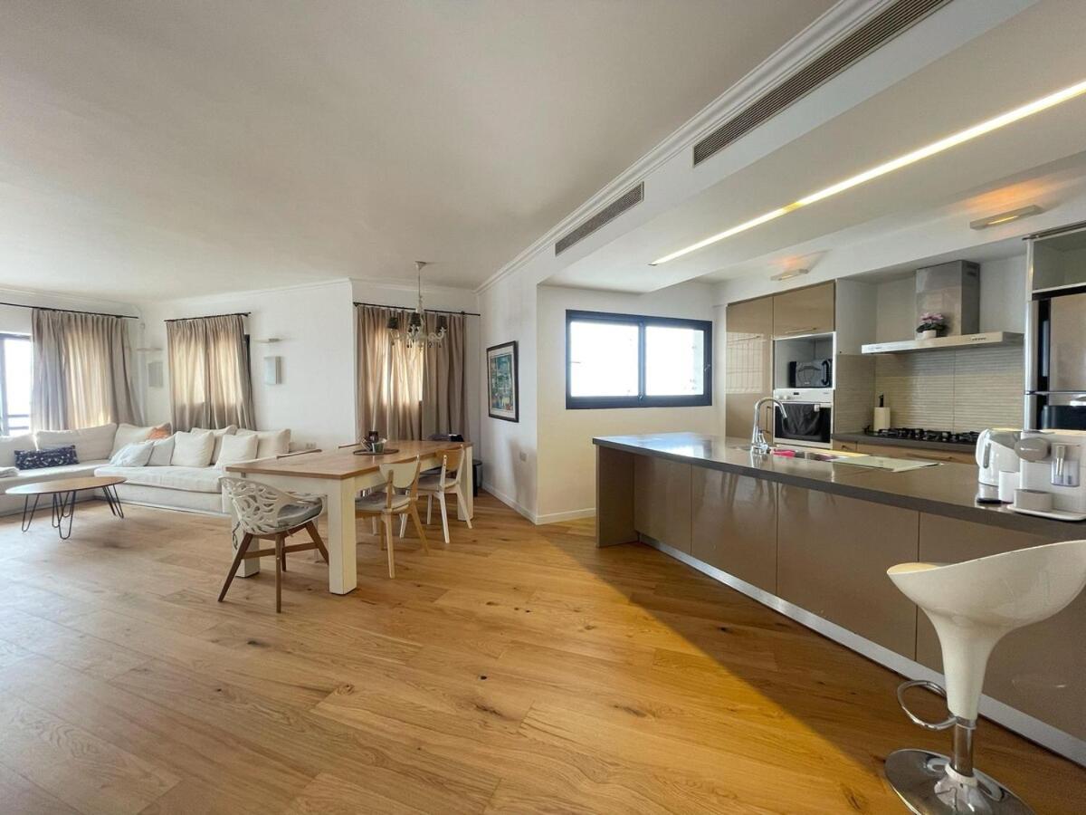 Beautiful Penthouse W/Amazing View, Prime Location Διαμέρισμα Ραμάτ Γκαν Εξωτερικό φωτογραφία